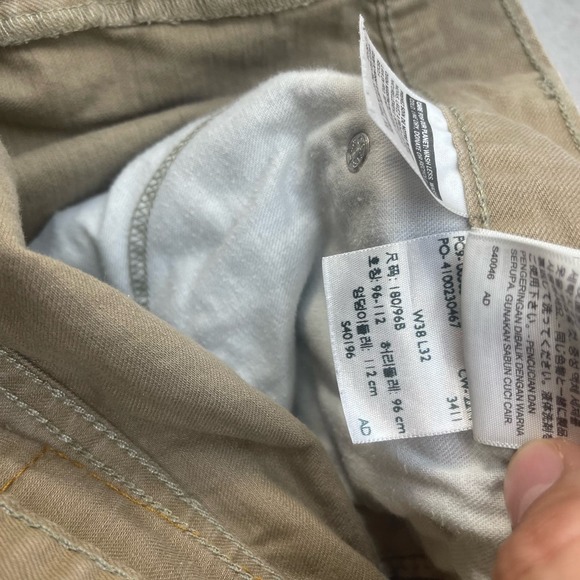 Levi’s 505 Men’s Tan Pants Size 38x32 - Picture 11 of 11